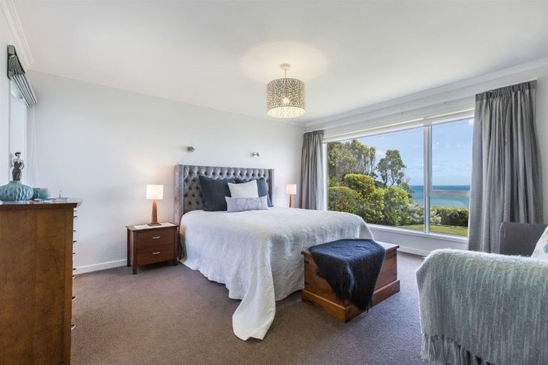 Photo of property in 11 Motuhara Road, Plimmerton, Porirua, 5026