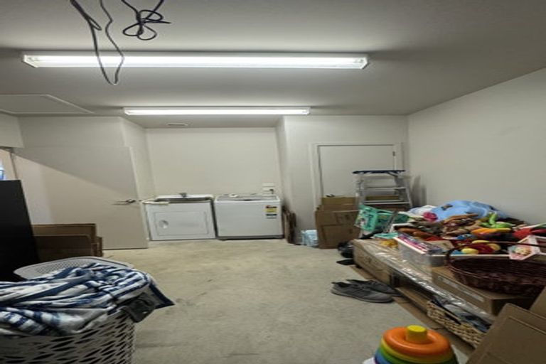 Photo of property in 11 Leadership Crescent, Papakura, 2110