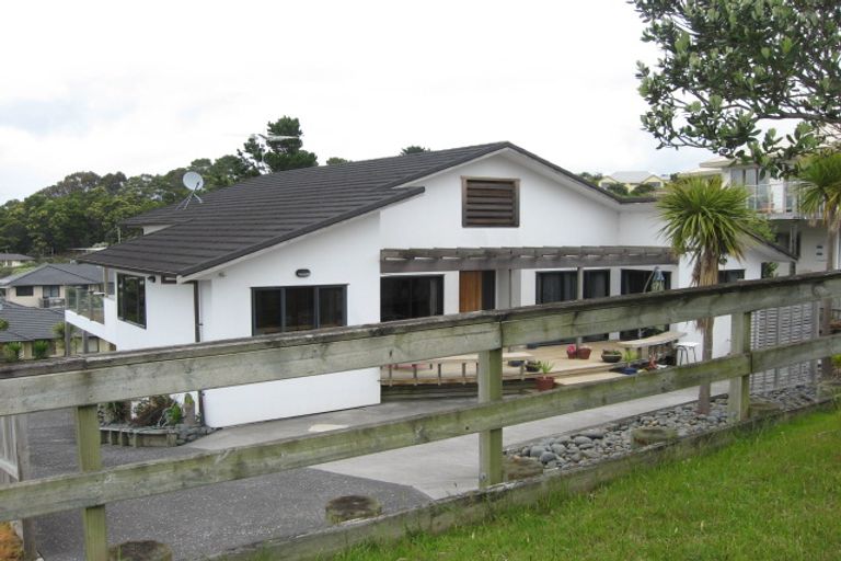 Photo of property in 1167 Whangaparaoa Road, Gulf Harbour, Whangaparaoa, 0930