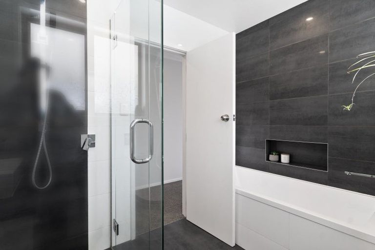 Photo of property in 1 Oak Street, Masterton, 5810