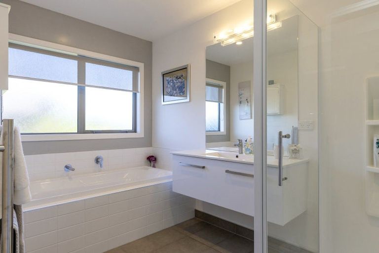 Photo of property in 34 Marabou Crescent, Nukuhau, Taupo, 3330