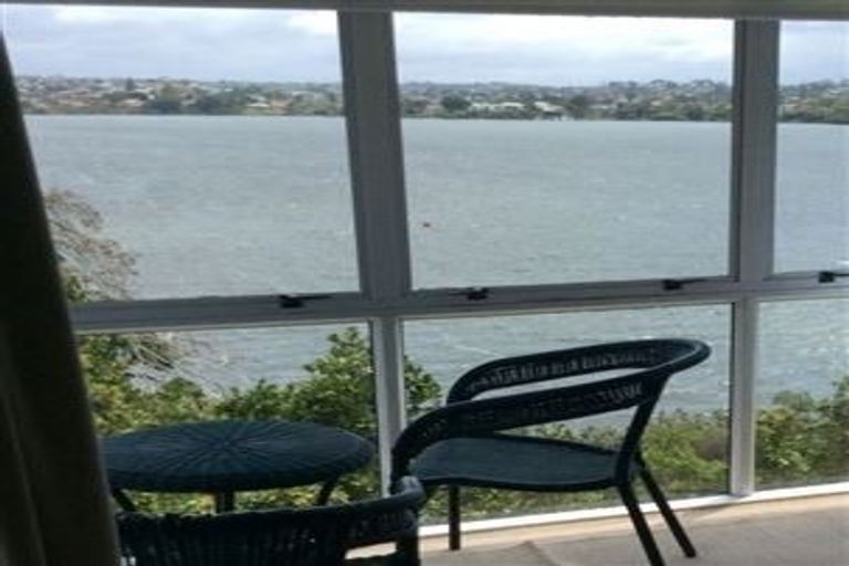 Photo of property in 9/198 Hurstmere Road, Takapuna, Auckland, 0622