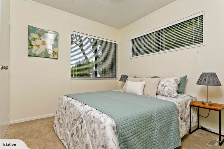 Photo of property in 1/16 Arran Road, Browns Bay, Auckland, 0630