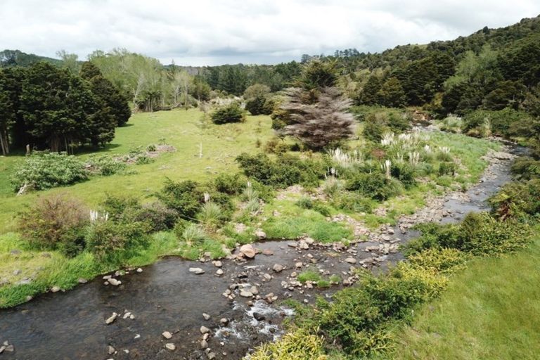 Photo of property in 401 Opouteke Road, Kaihu, Dargaville, 0379