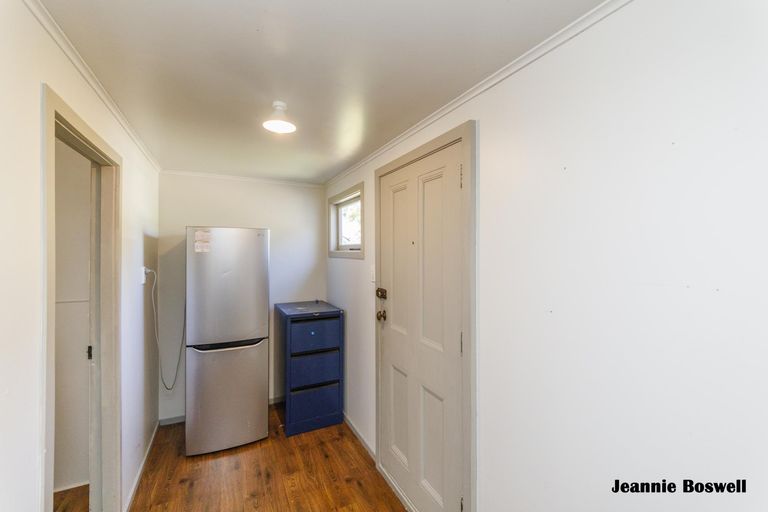 Photo of property in 39 Honore Drive, Linton, Palmerston North, 4472