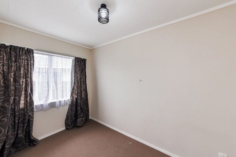 Photo of property in 25 Willowstream Grove, Cloverlea, Palmerston North, 4412