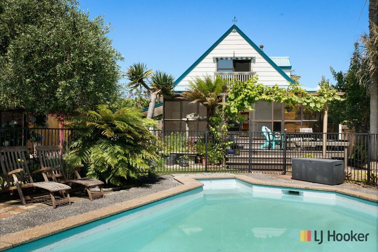 Photo of property in 19 Tatai Road, Bowentown, Katikati, 3177