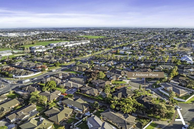 Photo of property in 2 Abilene Place, Manurewa, Auckland, 2105