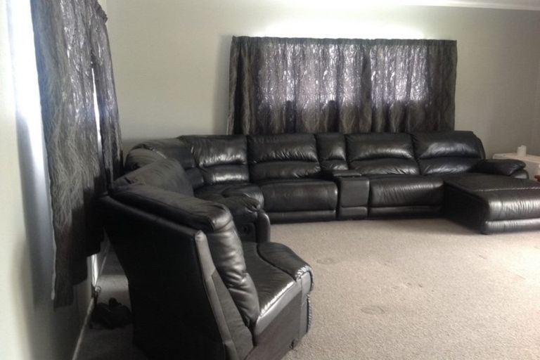 Photo of property in 1302 Junction Road, Inglewood, 4386