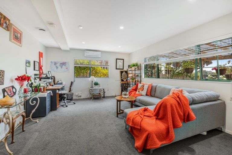 Photo of property in 1/3 Pelican Lane, Unsworth Heights, Auckland, 0632