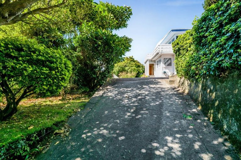 Photo of property in 10 Lawry Street, Moturoa, New Plymouth, 4310