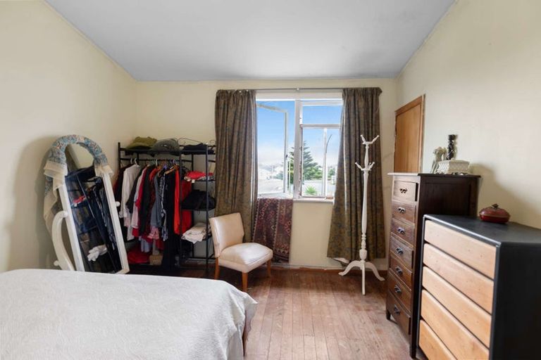 Photo of property in 14 Matipo Street, Castlecliff, Whanganui, 4501