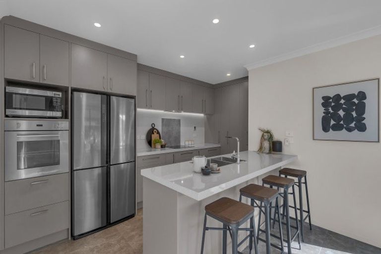 Photo of property in 25 Galatos Street, Rangiora, 7400