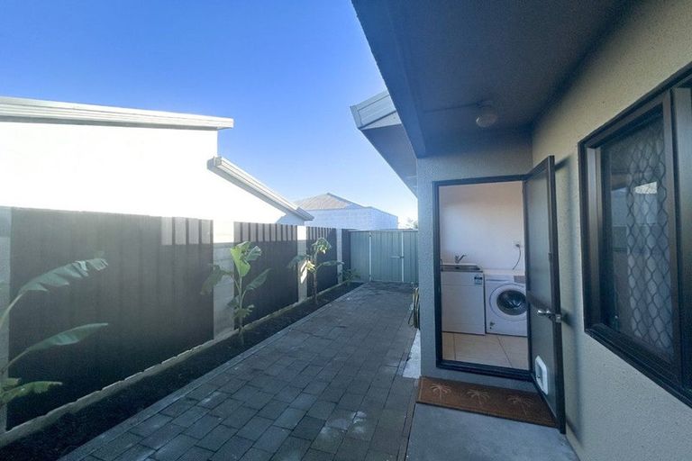 Photo of property in 32c Charles Street, Westshore, Napier, 4110
