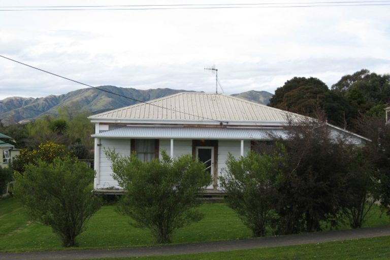 Photo of property in 24 Julyan Street, Shannon, 4821