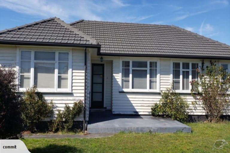 Photo of property in 43 Vancouver Crescent, Wainoni, Christchurch, 8061