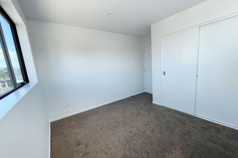 Photo of property in 15 Raupeti Lane, Henderson, Auckland, 0612