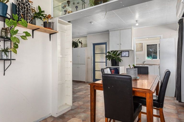 Photo of property in 6 Tanekaha Street, Edgecumbe, 3120