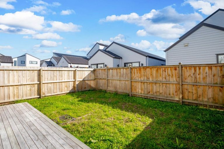 Photo of property in 11 Tetekura Street, Takanini, 2110