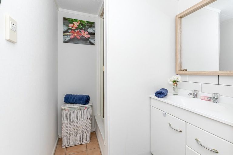 Photo of property in 35 Hinton Avenue, Forest Lake, Hamilton, 3200