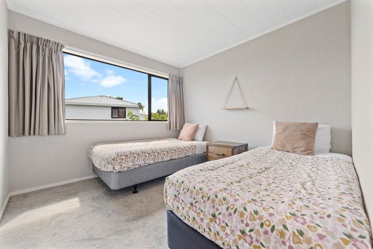Photo of property in 73 Chesham Avenue, Richmond Heights, Taupo, 3330
