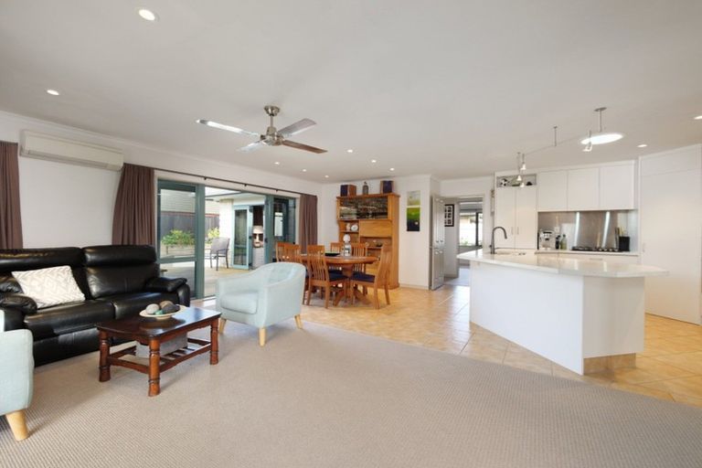 Photo of property in 24 Elderton Avenue, Pyes Pa, Tauranga, 3112