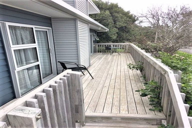 Photo of property in 56a Bay Street, Red Beach, 0932