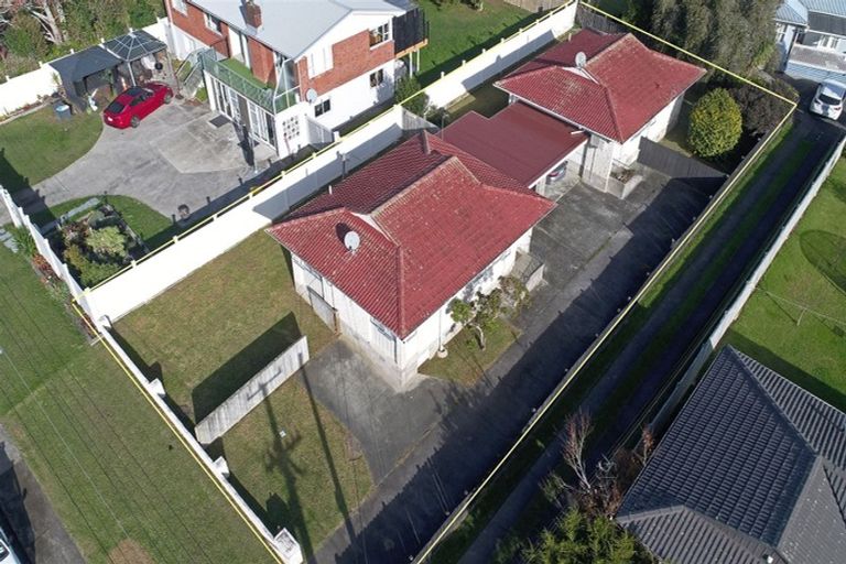 Photo of property in 1/28 Taipari Road, Te Atatu Peninsula, Auckland, 0610