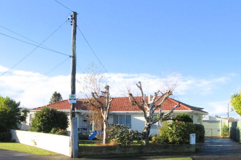 Photo of property in 12 Keats Avenue, Onekawa, Napier, 4110