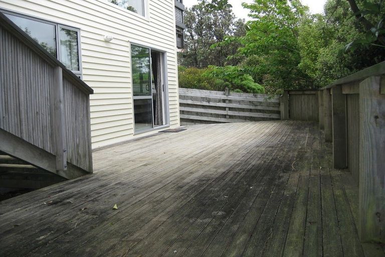 Photo of property in 47 Fitzpatrick Street, Newlands, Wellington, 6037