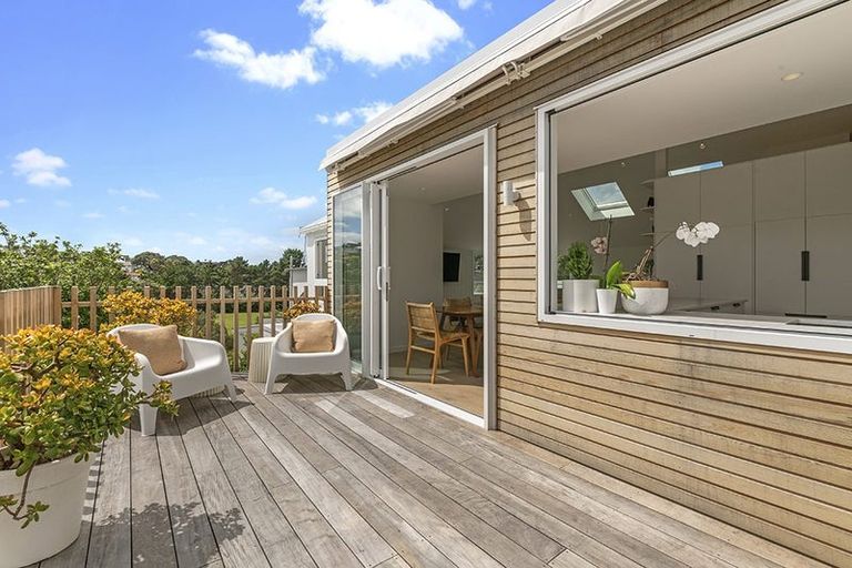 Photo of property in 2/37 Prospect Terrace, Milford, Auckland, 0620