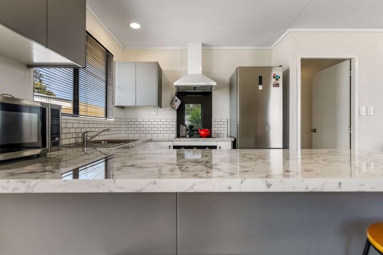 Photo of property in 12a Alverstoke Road, Parkvale, Tauranga, 3112