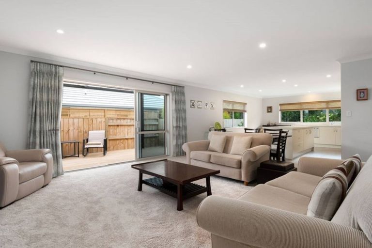 Photo of property in 84c Margaret Drive, Omokoroa, 3114