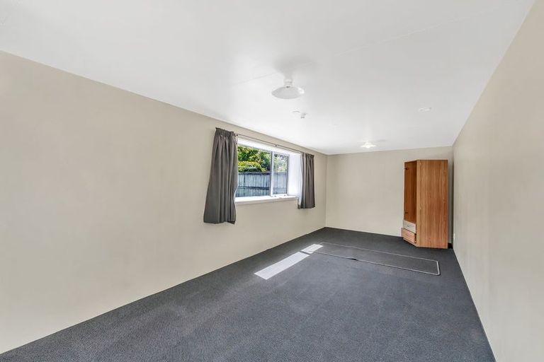 Photo of property in 21 Hanrahan Street, Upper Riccarton, Christchurch, 8041