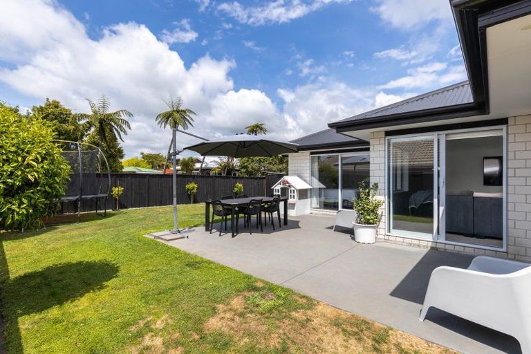 Photo of property in 19a Maire Street, Inglewood, 4330