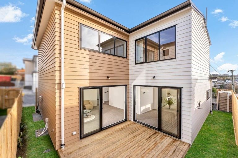 Photo of property in 7 Elegant Lane, Ranui, Auckland, 0612
