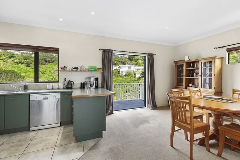 Photo of property in 10 Zetland Street, Highbury, Wellington, 6012