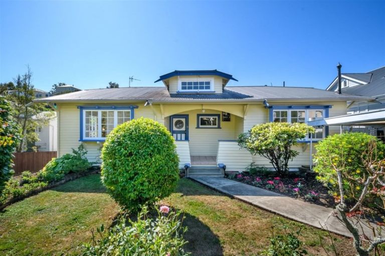 Photo of property in 35 Bronte Street, Nelson, 7010