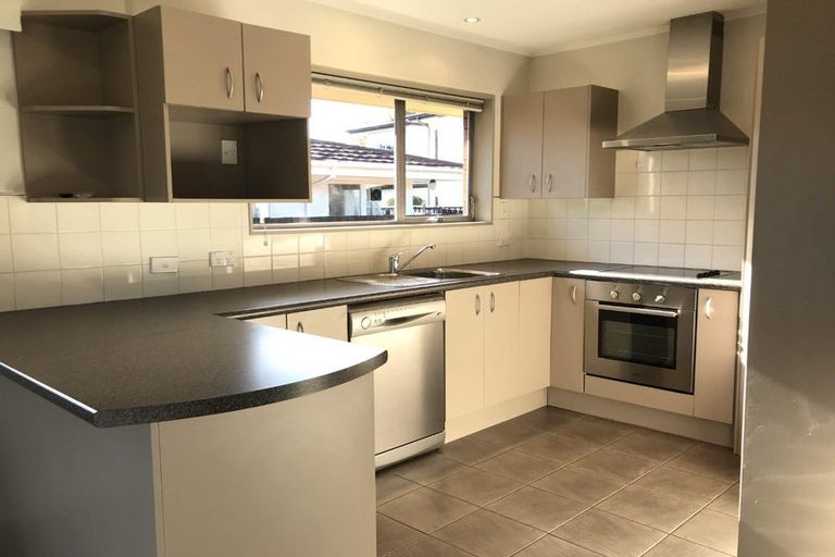 Photo of property in 150 Straven Road, Fendalton, Christchurch, 8014