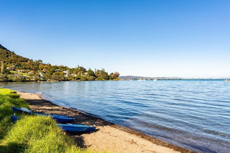 Photo of property in 6 Cornfoot Avenue, Whangarei Heads, Whangarei, 0174