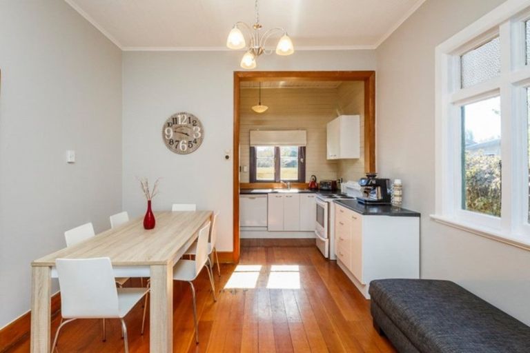 Photo of property in 17 Limbrick Street, Terrace End, Palmerston North, 4410