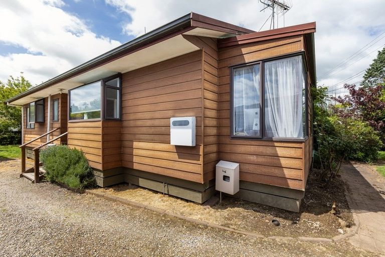 Photo of property in 12 Goldsmith Street, Leamington, Cambridge, 3432