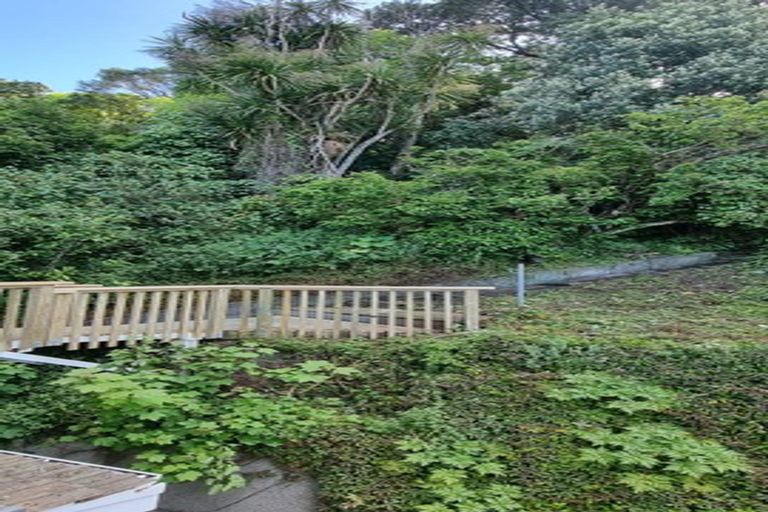 Photo of property in 16 Raroa Road, Kelburn, Wellington, 6012