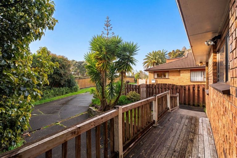 Photo of property in 2/1 Claude Brookes Drive, Henderson, Auckland, 0612