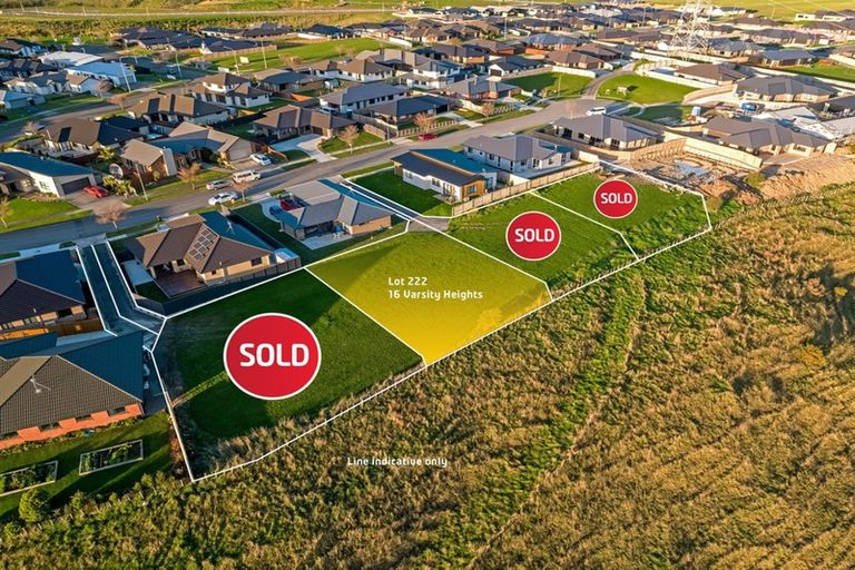 Photo of property in 16 Varsity Heights, Fitzherbert, Palmerston North, 4410