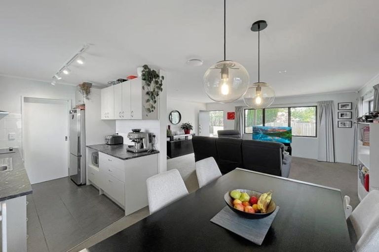 Photo of property in 1158a Heaphy Terrace, Fairfield, Hamilton, 3214