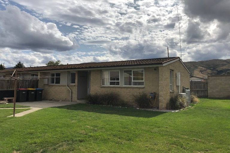 Photo of property in 24a-b Antimony Crescent, Cromwell, 9310