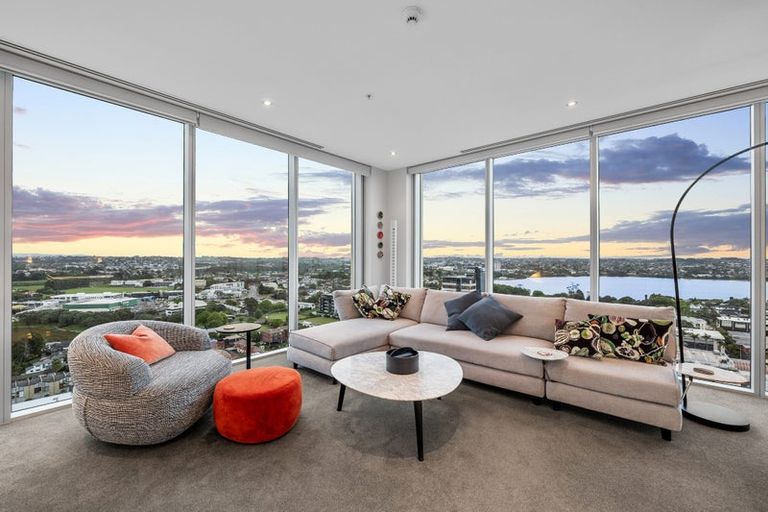 Photo of property in Sentinel Apartments, 1804/3 Northcroft Street, Takapuna, Auckland, 0622