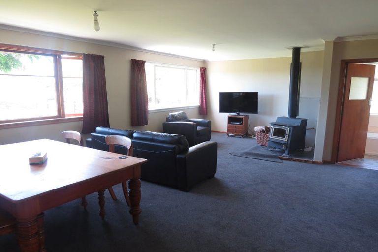 Photo of property in 420 Dunrobin Road, Fuchsia Creek, Oamaru, 9491