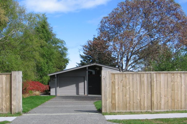 Photo of property in 20 Mahuta Road, Waitahanui, Taupo, 3378